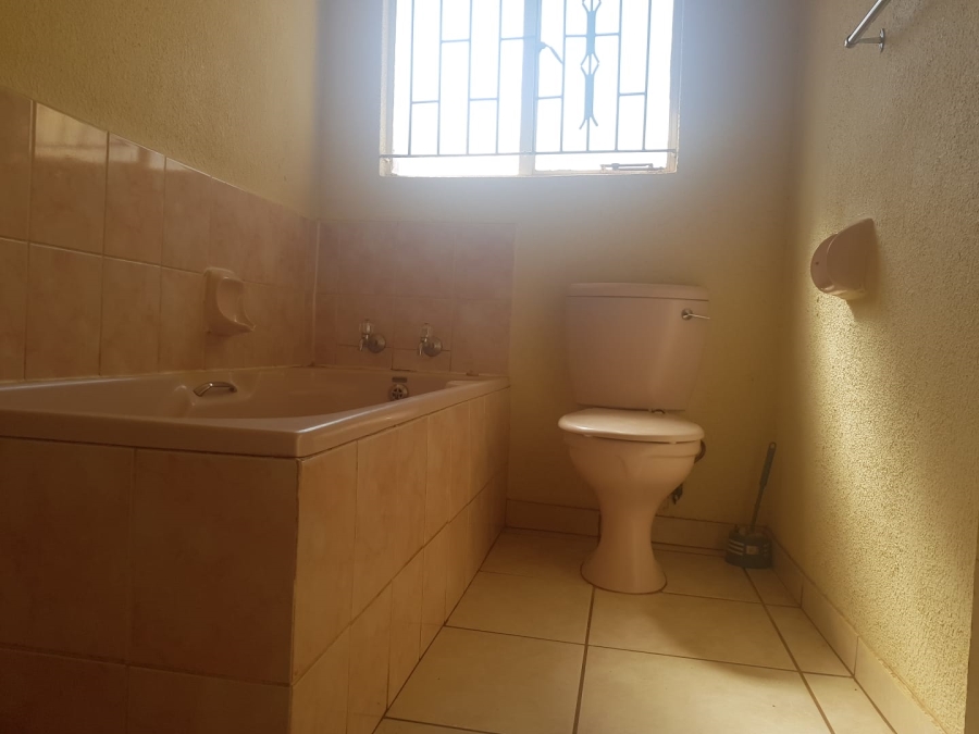 3 Bedroom Property for Sale in Tlhabane West North West